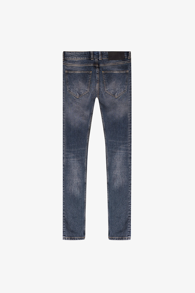 116 Essential Jeans