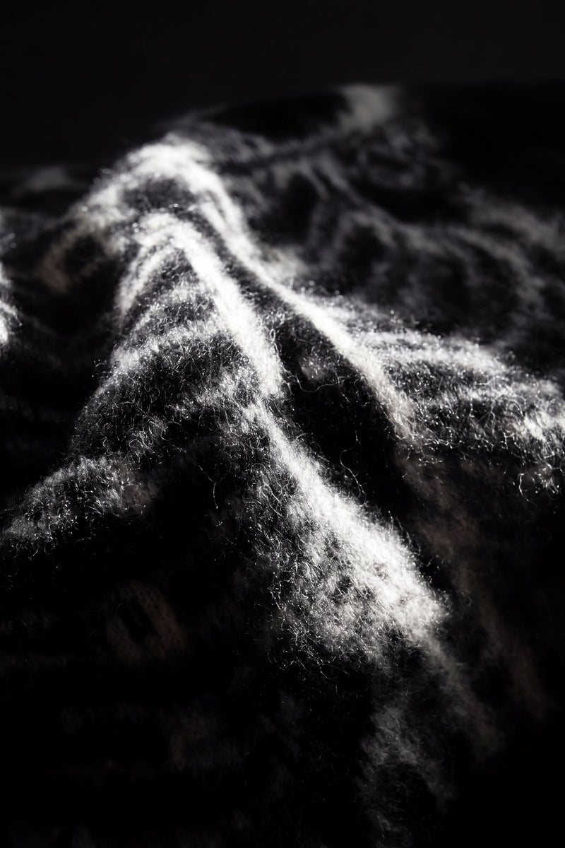 REVERSE SKELETON JUMPER - BLACK