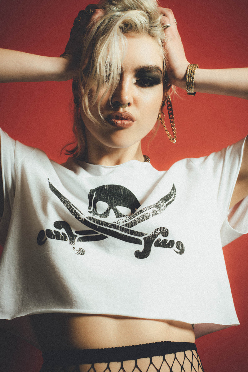 Road Crüe Cropped Thrasher Tee