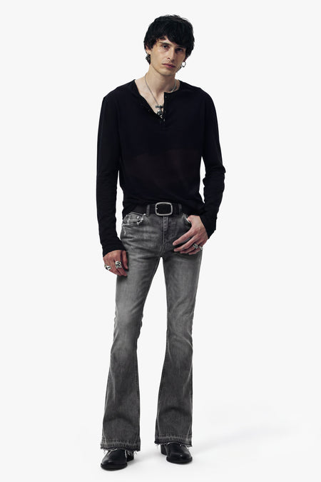 O32 Raw Edge Flared Jeans - Vintage Black