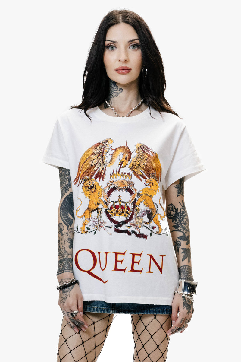 QUEEN CREST VINTAGE T-SHIRT