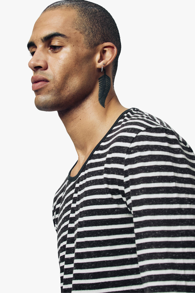 THE STRIPE Long Sleeve T-Shirt