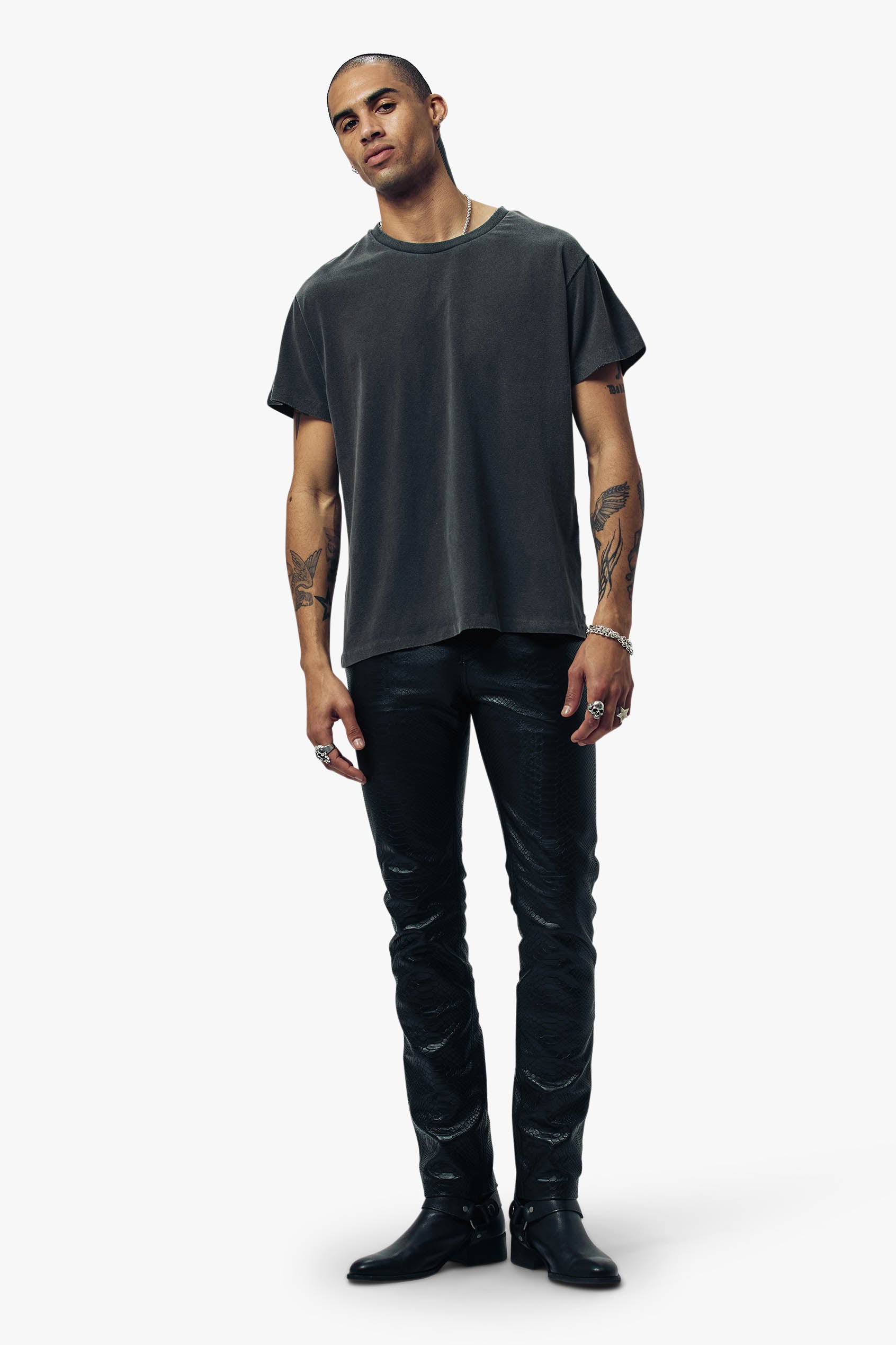 LARAHTIO Men's Vintage T-Shirt - Short Sleeve Round Neck Basic Tee In Black, X-Large