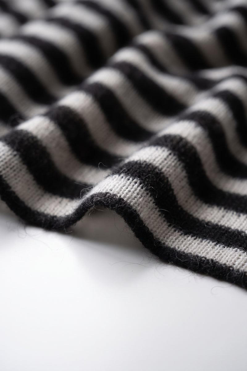 CLASSIC STRIPE NAVARRO JUMPER - BLACK & DIRTY WHITE