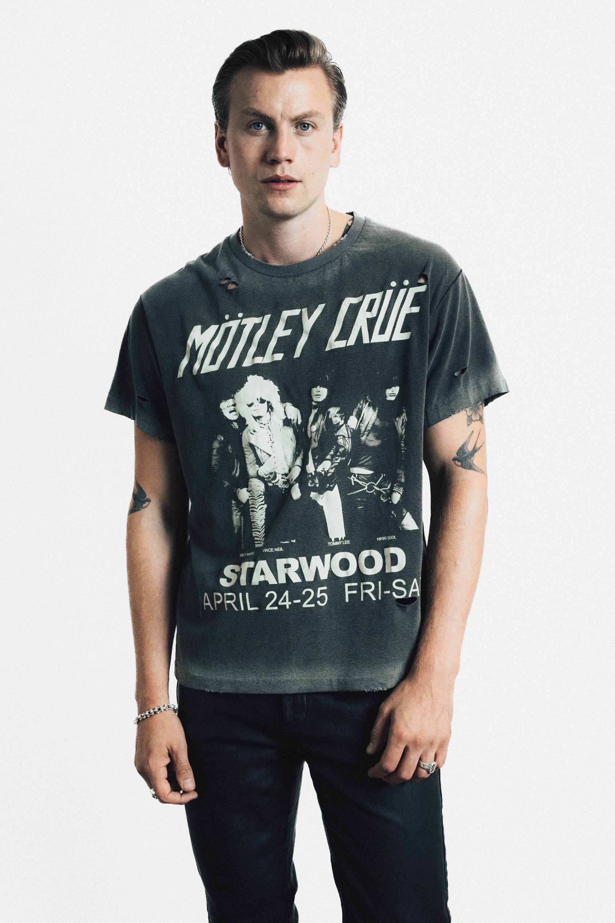 Bomber Girl' Mötley Crüe Vintage Tee | Heavy Relic Black