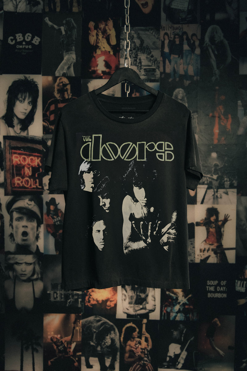 THE DOORS CALIFORNIA TOUR VINTAGE T-SHIRT