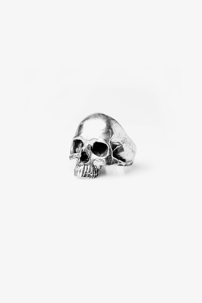 .925 O24 Skull Ring